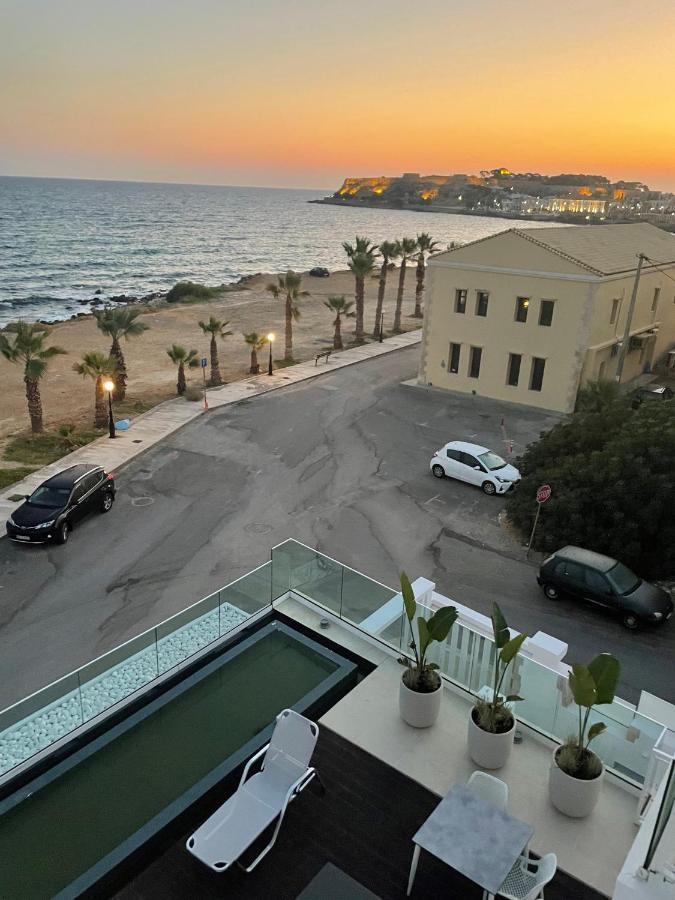 Suitenes Coast Rethimnon Buitenkant foto